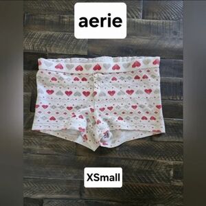 Aerie Heart Patterned Shorts - Cream and Red